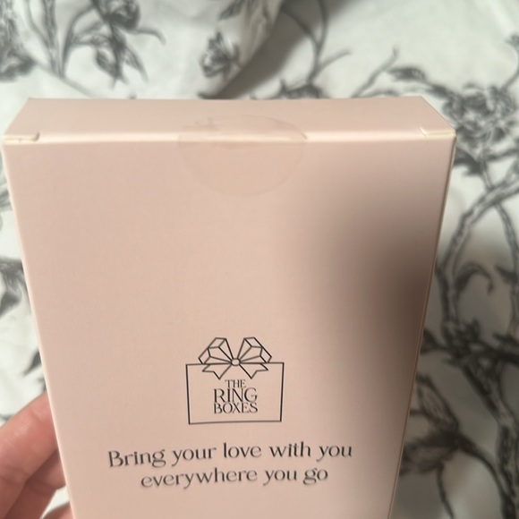 NWT MRS. Photo Keychain - Picture 3 of 4